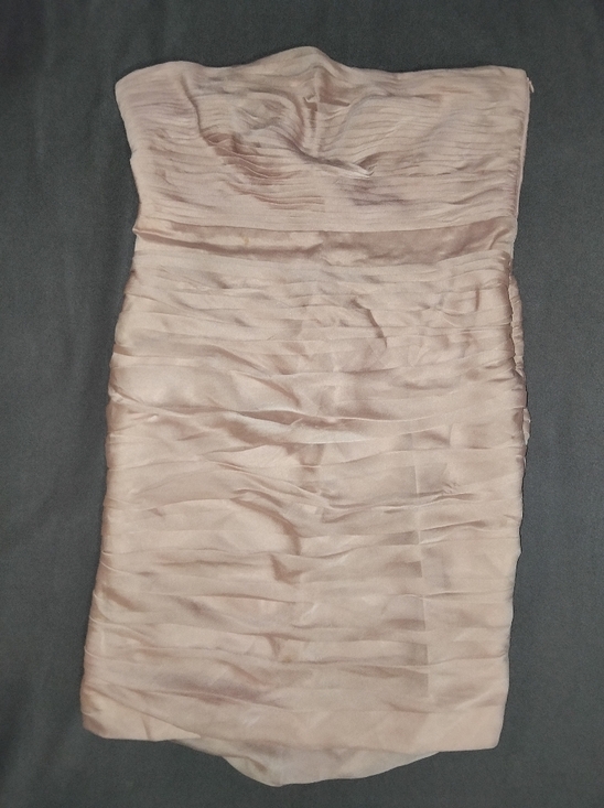Monique Lhuillier Bridesmaids Dresses & Skirts - Monique Lhuillier Strapless Blush Chiffon Ruched Dress
